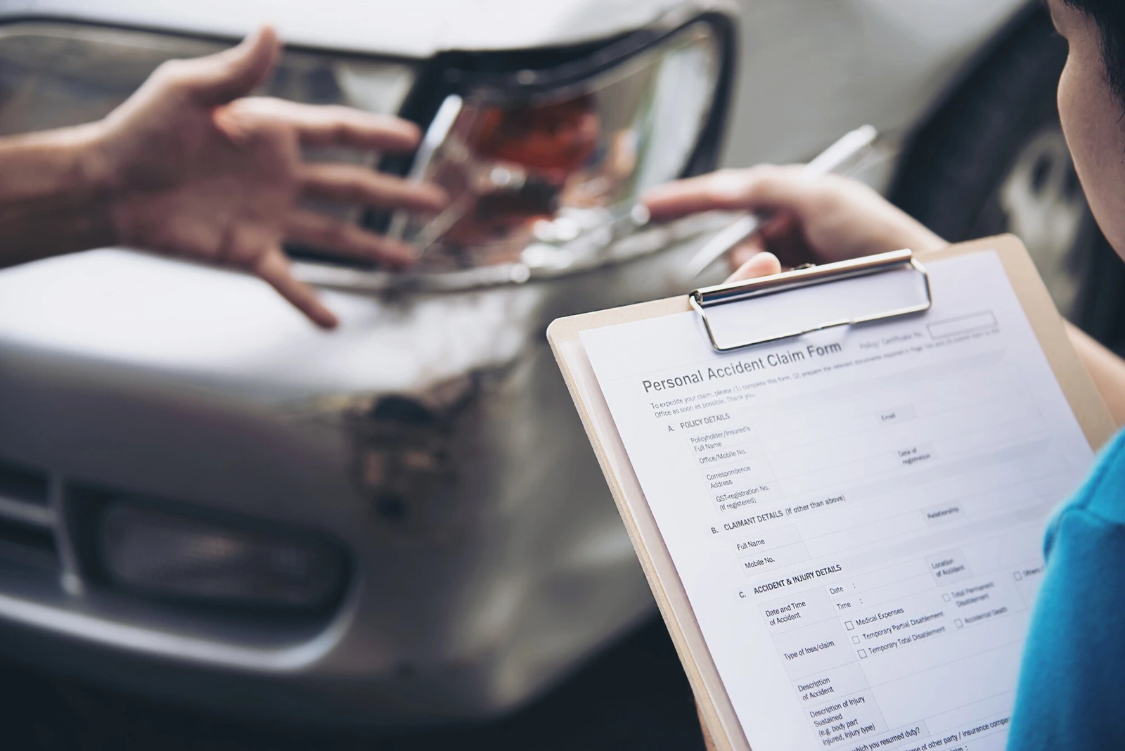 A family meeting with an attorney after a fatal accident