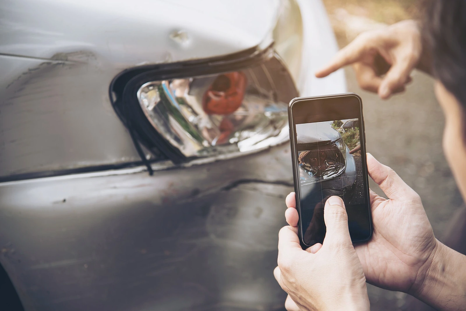 Photographing vehicle positions after a pileup